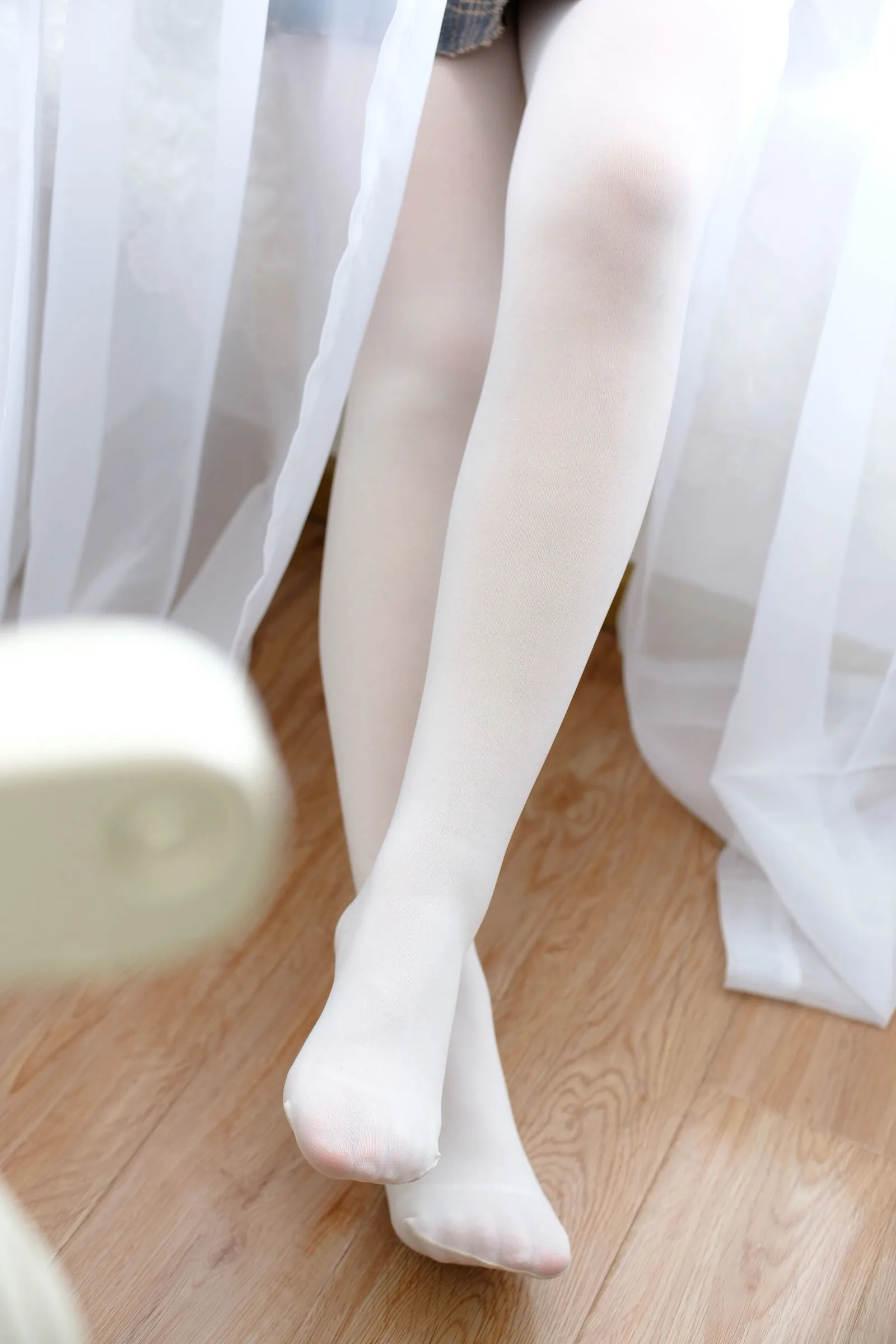 精油腿与r18黄油在线·【3D】两位女同学在教室里互玩
